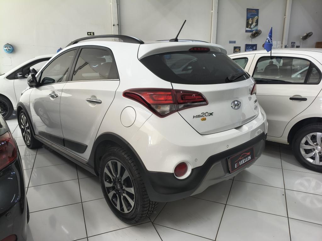 HYUNDAI HB 20 Hatch X - Foto
