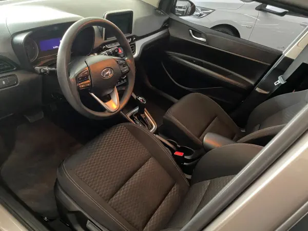 HYUNDAI HB 20 Hatch - Foto