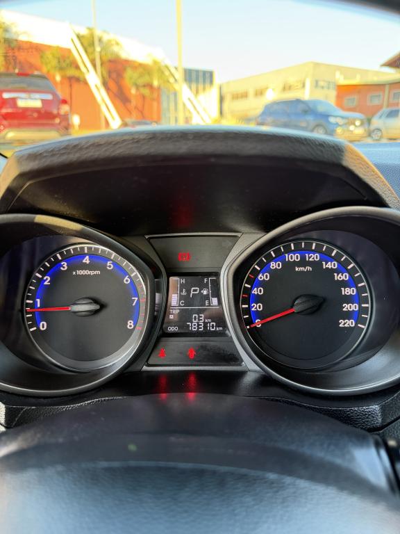HYUNDAI HB 20 Hatch X - Foto