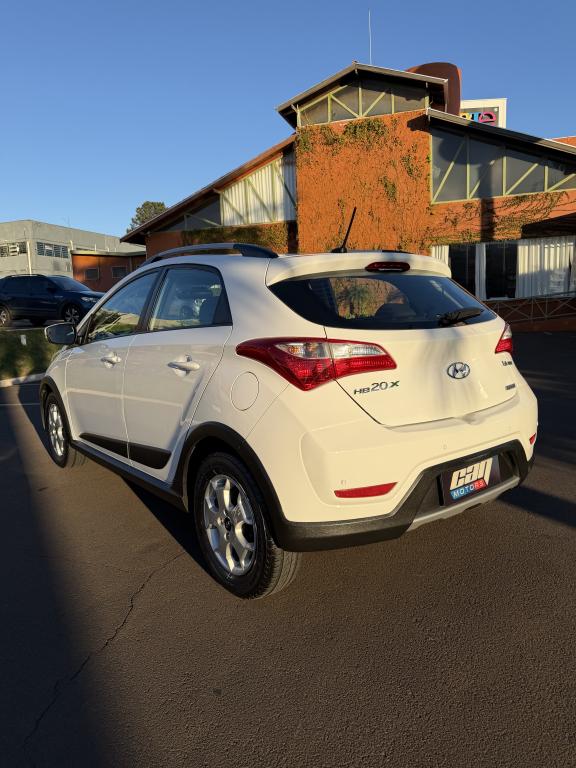 HYUNDAI HB 20 Hatch X - Foto