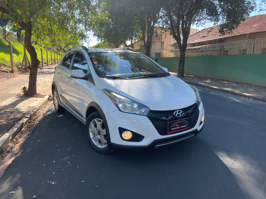 HYUNDAI HB 20 Hatch X
