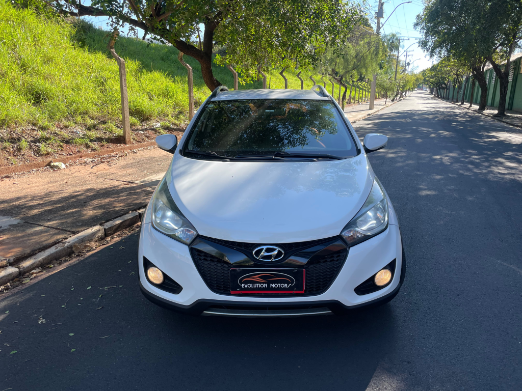 HYUNDAI HB 20 Hatch X - Foto