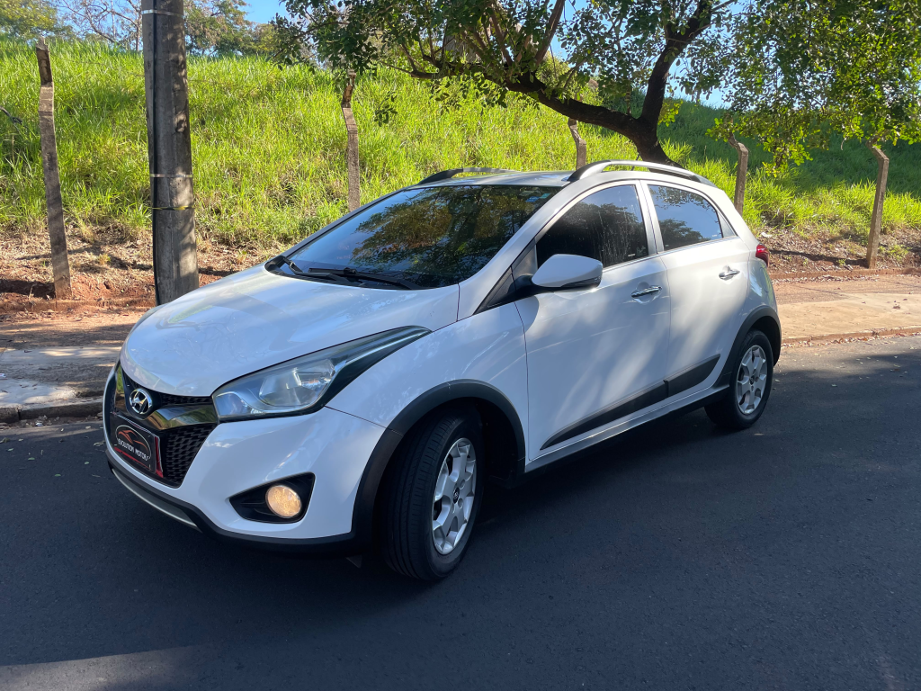 HYUNDAI HB 20 Hatch X - Foto