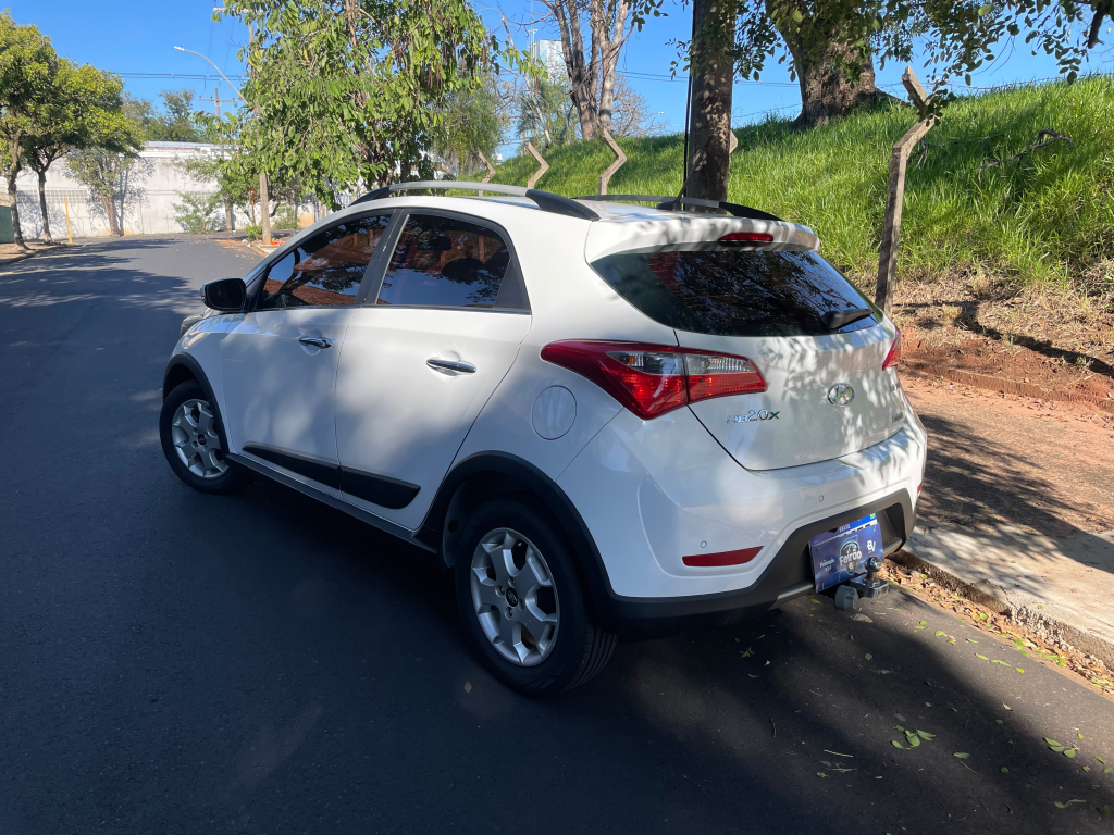 HYUNDAI HB 20 Hatch X - Foto