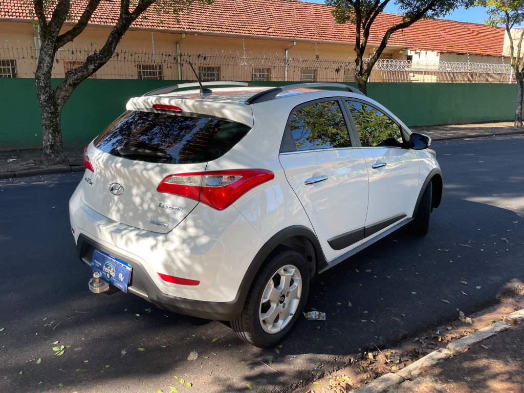 HYUNDAI HB 20 Hatch X - Foto