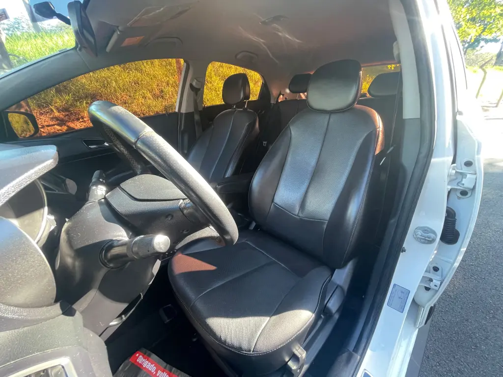 HYUNDAI HB 20 Hatch X - Foto