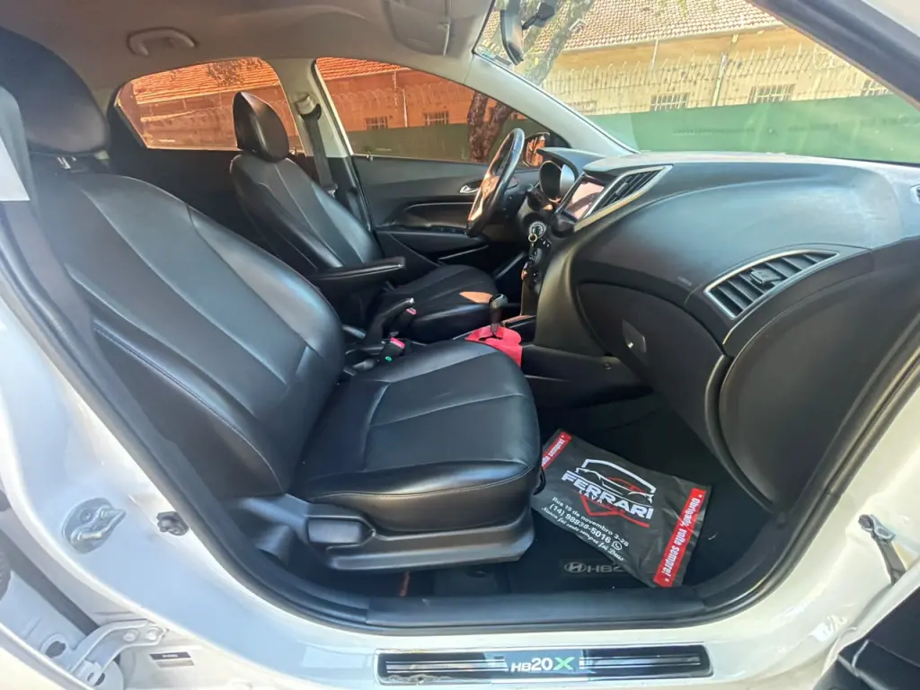 HYUNDAI HB 20 Hatch X - Foto