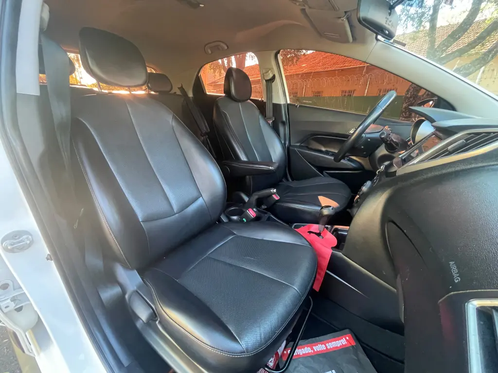 HYUNDAI HB 20 Hatch X - Foto