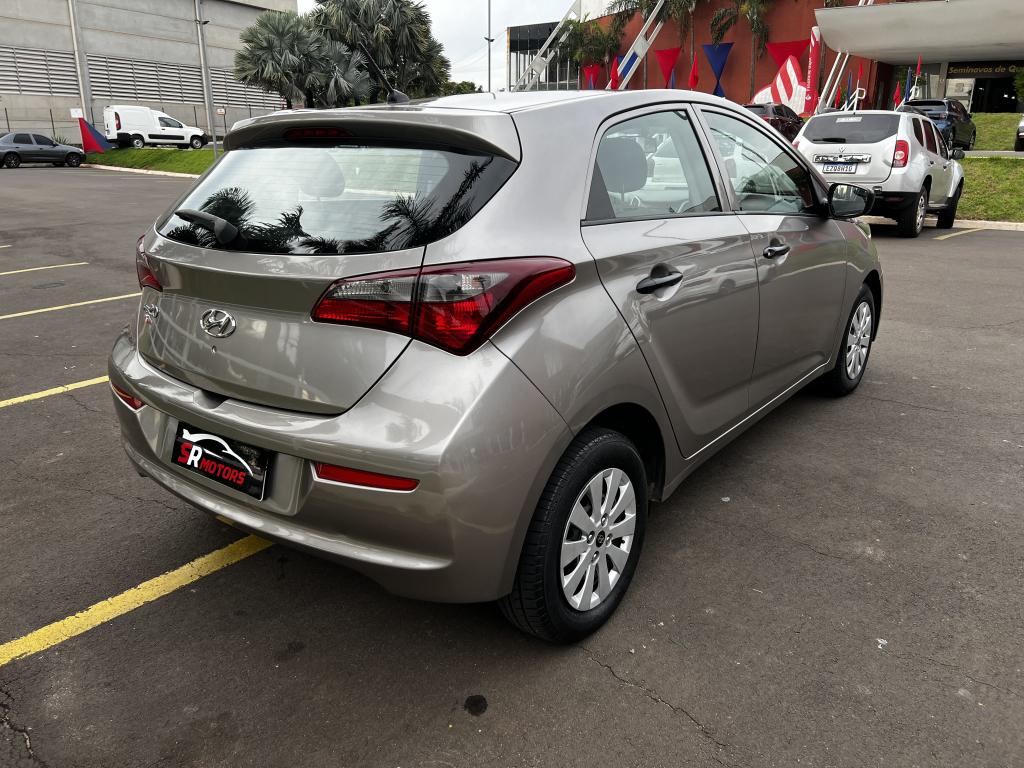 HYUNDAI HB 20 Hatch - Foto