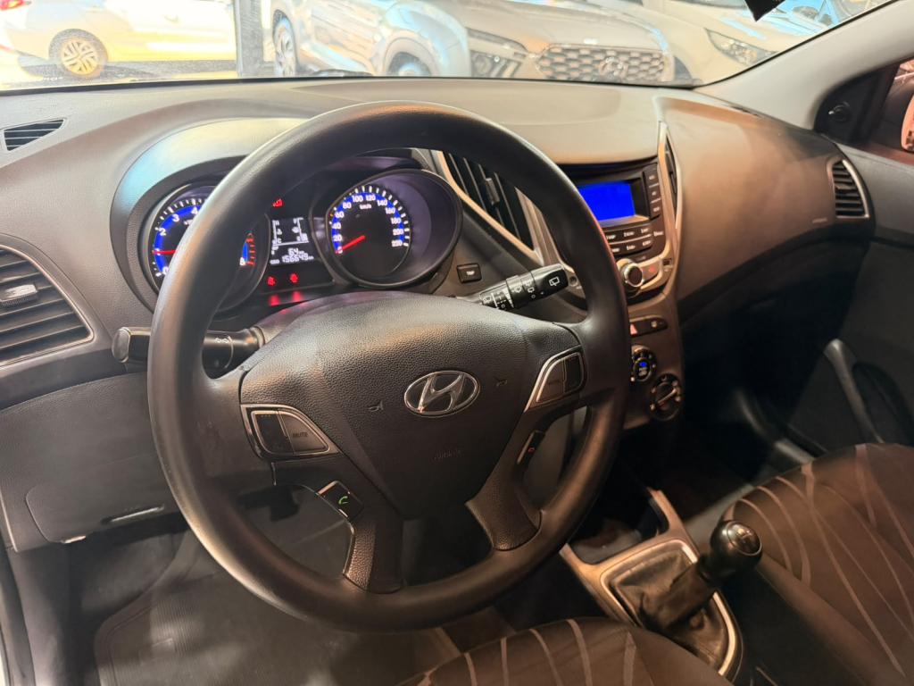 HYUNDAI HB 20 Hatch - Foto