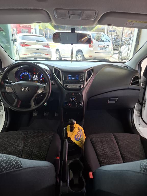 HYUNDAI HB 20 Hatch - Foto