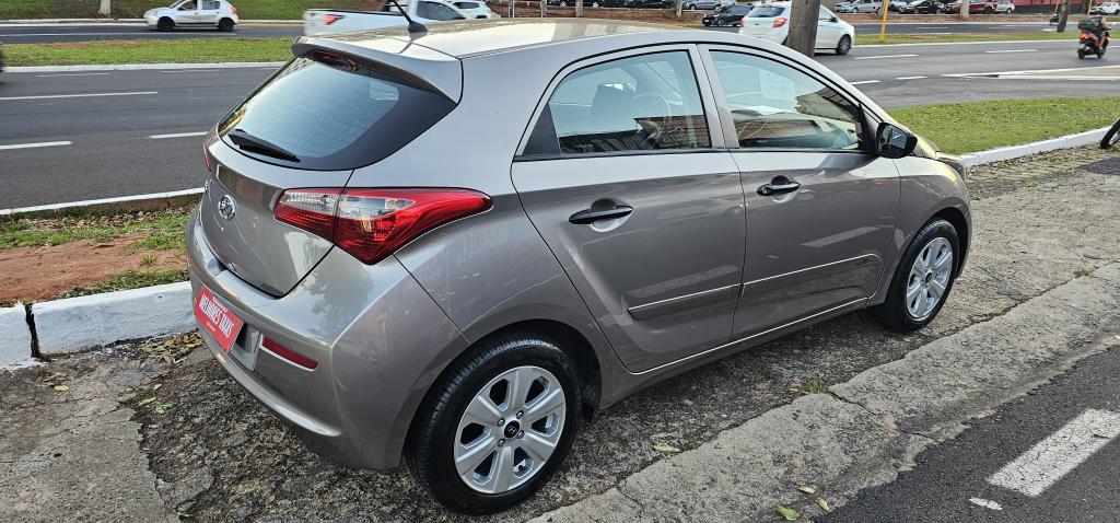 HYUNDAI HB 20 Hatch - Foto