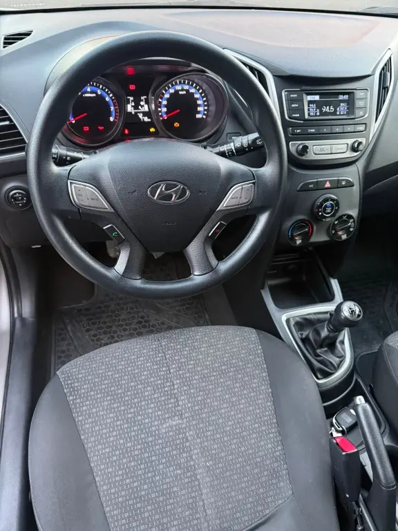 HYUNDAI HB 20 Hatch - Foto