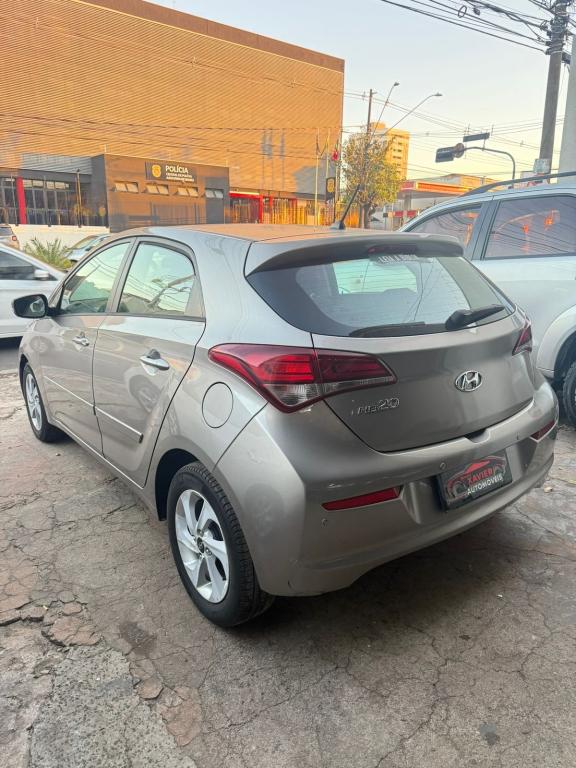 HYUNDAI HB 20 Hatch - Foto