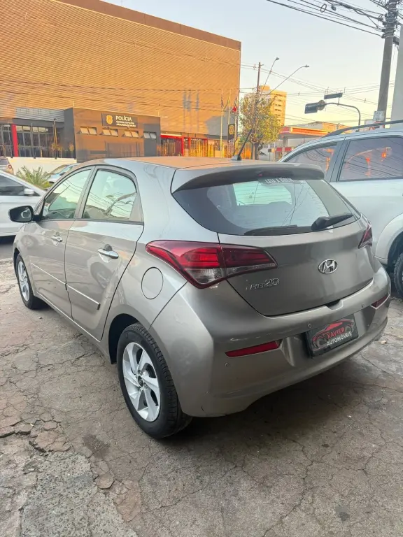 HYUNDAI HB 20 Hatch - Foto