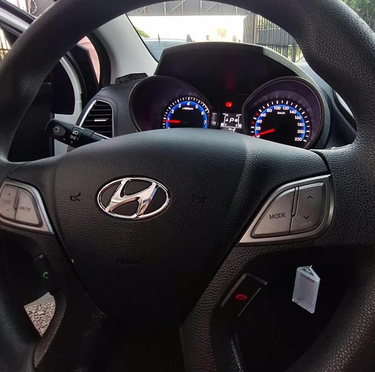 HYUNDAI HB 20 Hatch - Foto