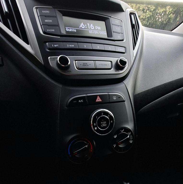 HYUNDAI HB 20 Hatch - Foto