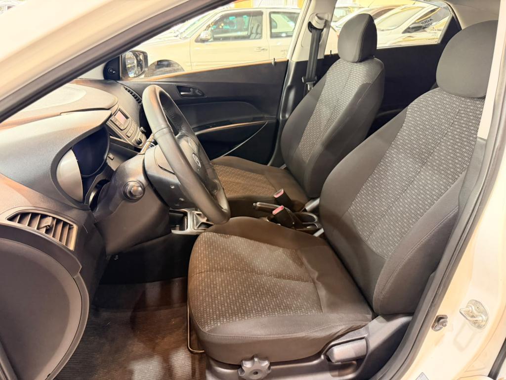 HYUNDAI HB 20 Hatch - Foto