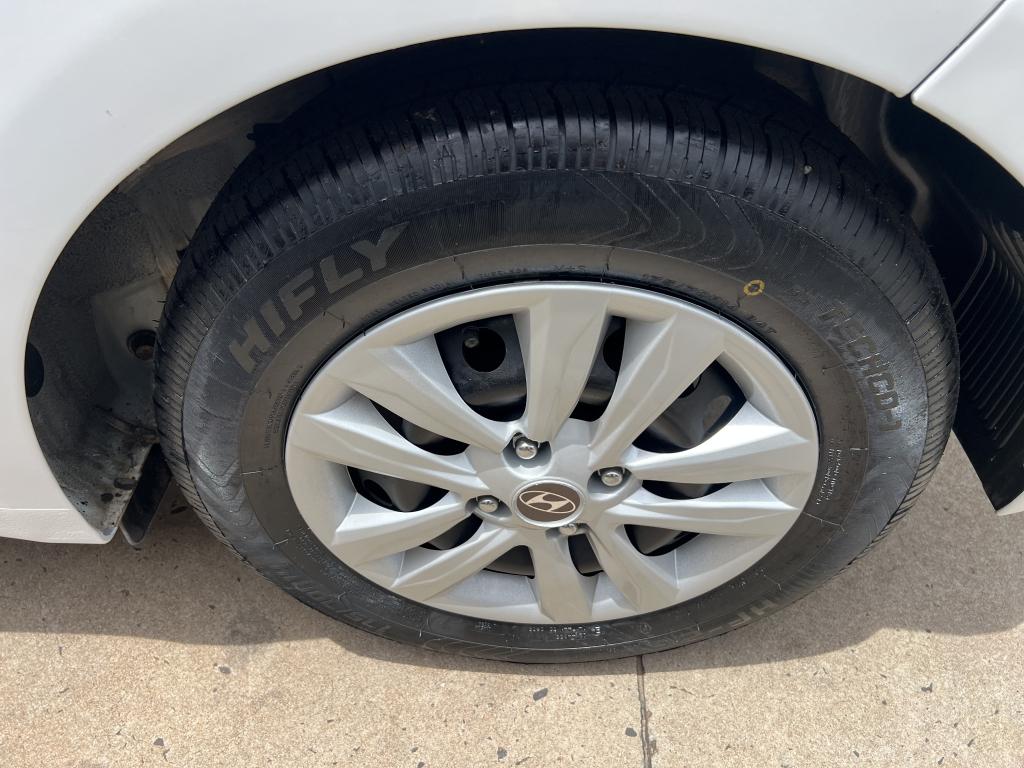 HYUNDAI HB 20 Hatch - Foto