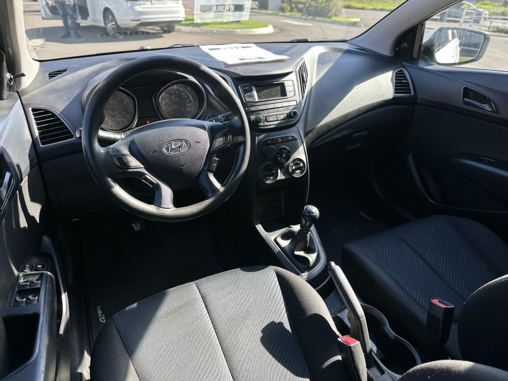 HYUNDAI HB 20 Hatch - Foto