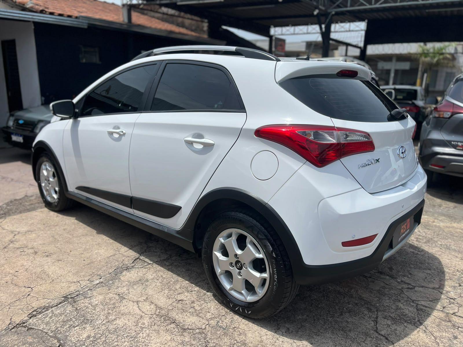 HYUNDAI HB 20 Hatch X - Foto