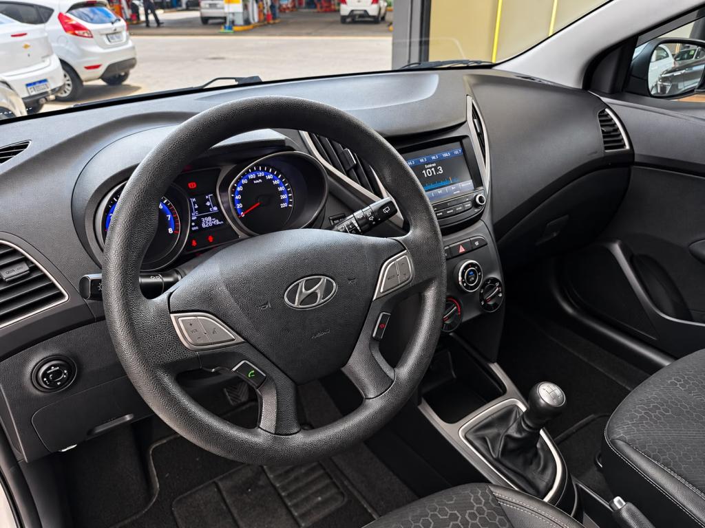 HYUNDAI HB 20 Hatch - Foto