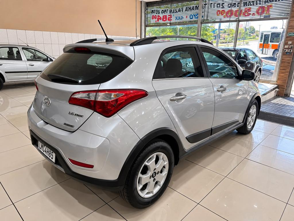 HYUNDAI HB 20 Hatch X - Foto