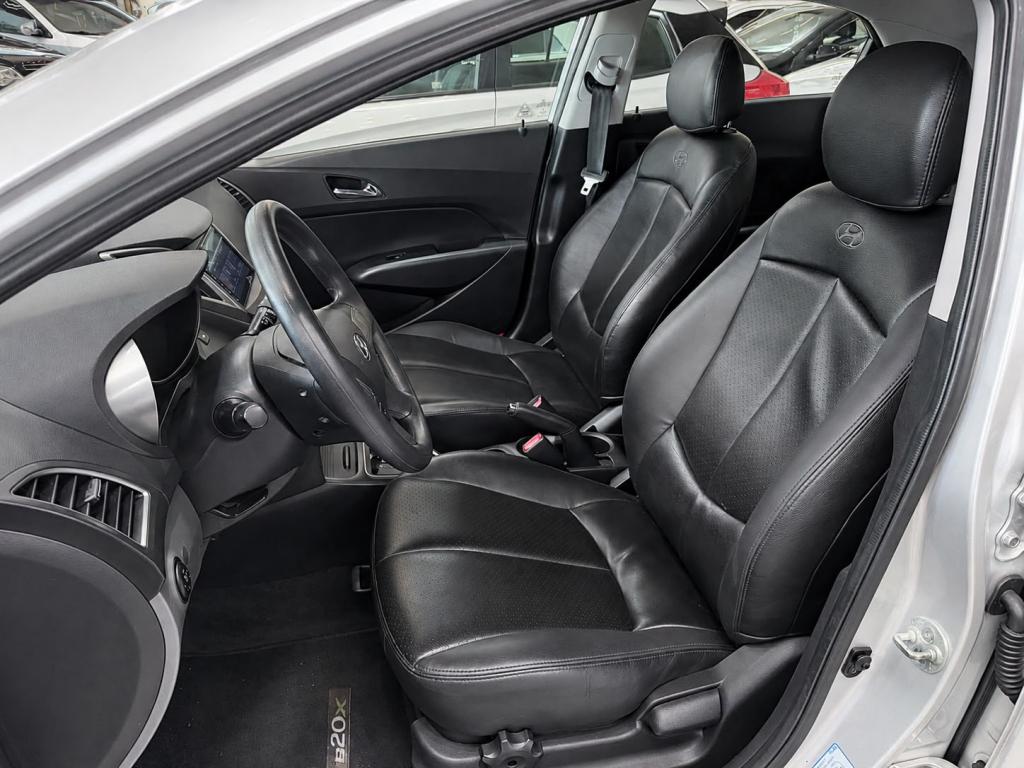 HYUNDAI HB 20 Hatch X - Foto