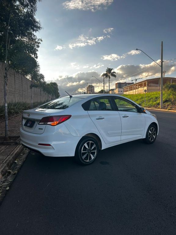 HYUNDAI HB 20 Sedan - Foto