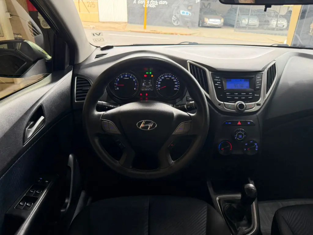 HYUNDAI HB 20 Sedan - Foto