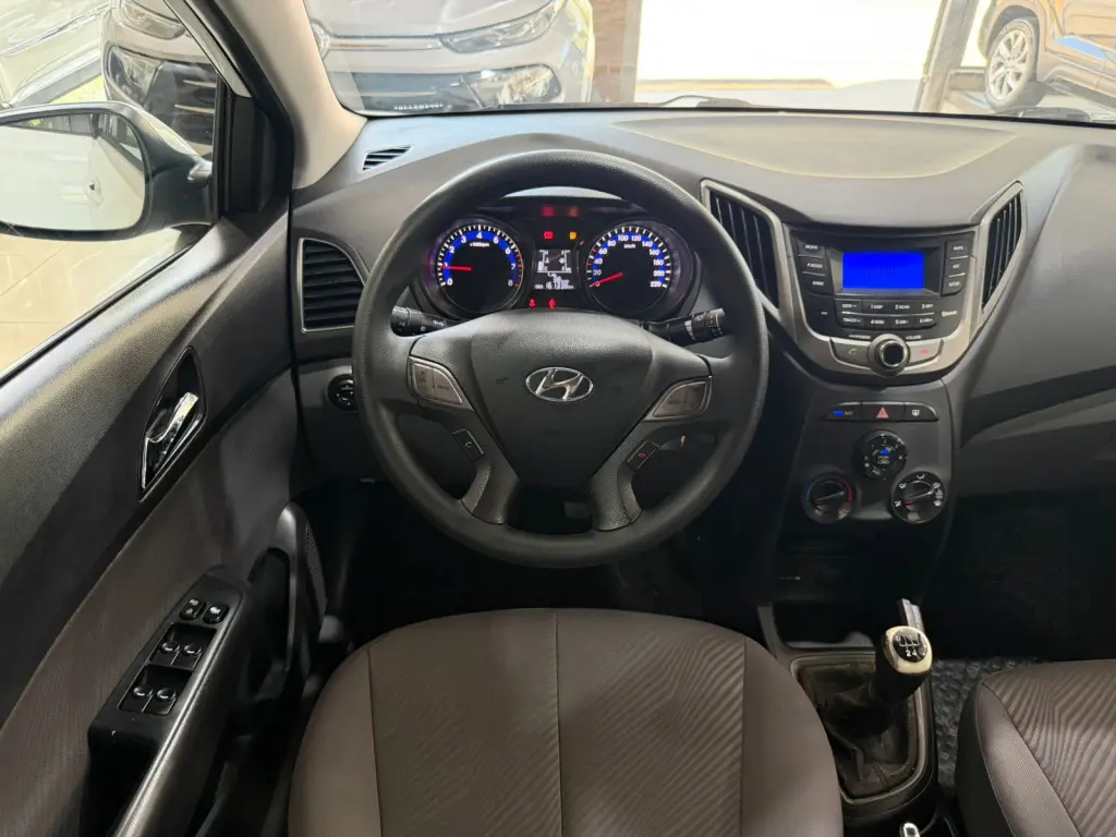 HYUNDAI HB 20 Sedan - Foto