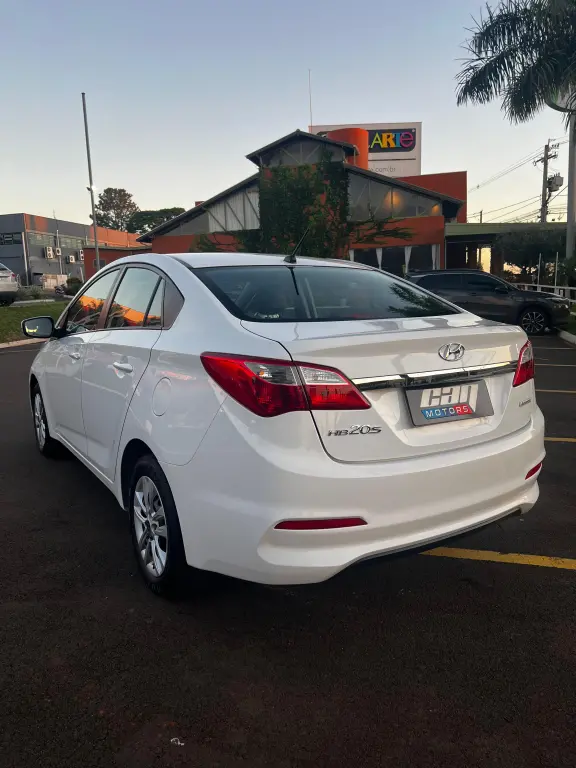HYUNDAI HB 20 Sedan - Foto