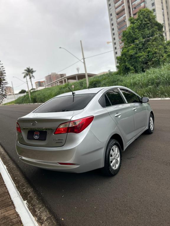 HYUNDAI HB 20 Sedan - Foto