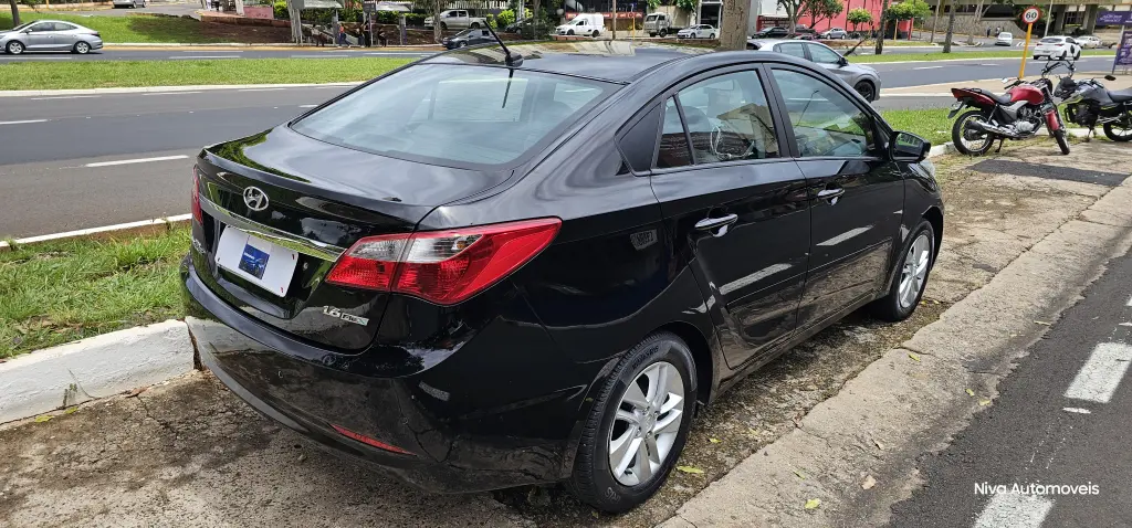 HYUNDAI HB 20 Sedan - Foto