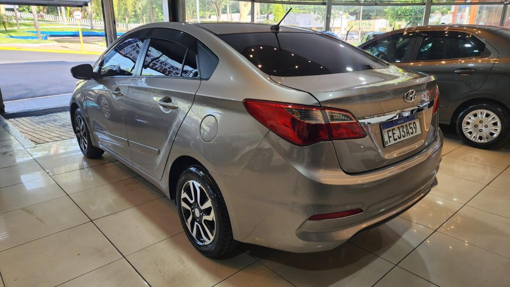 HYUNDAI HB 20 Sedan - Foto