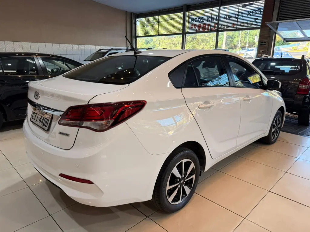 HYUNDAI HB 20 Sedan - Foto