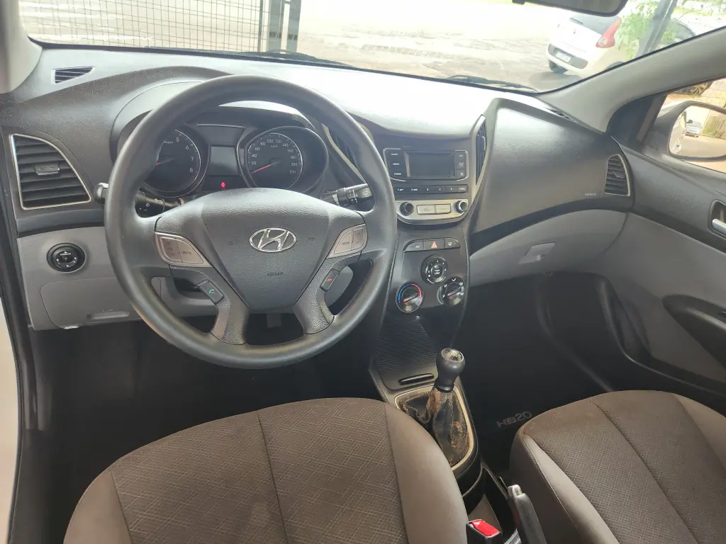 HYUNDAI HB 20 Sedan - Foto
