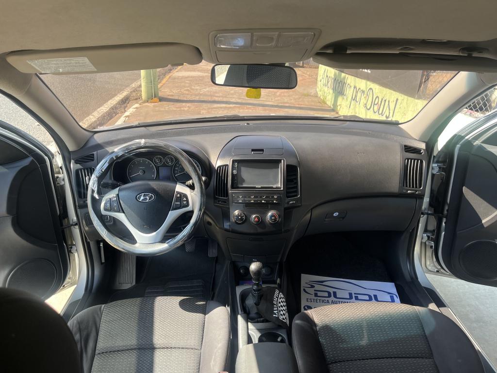 HYUNDAI I30 - Foto