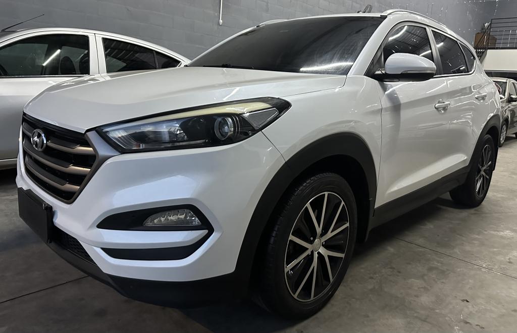HYUNDAI Tucson - Foto
