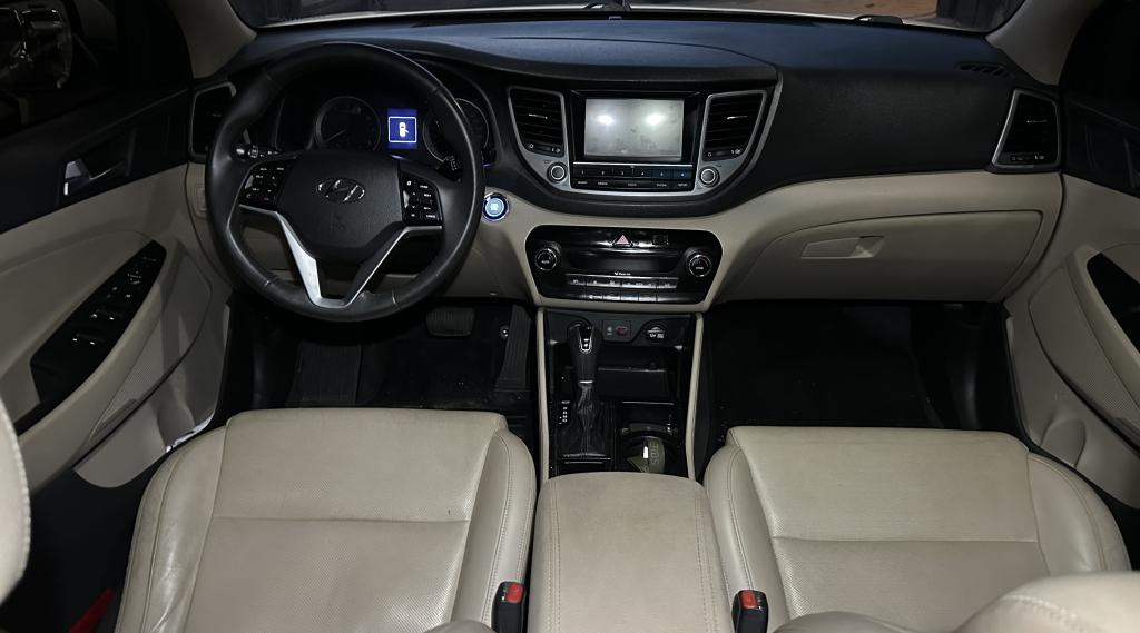 HYUNDAI Tucson - Foto