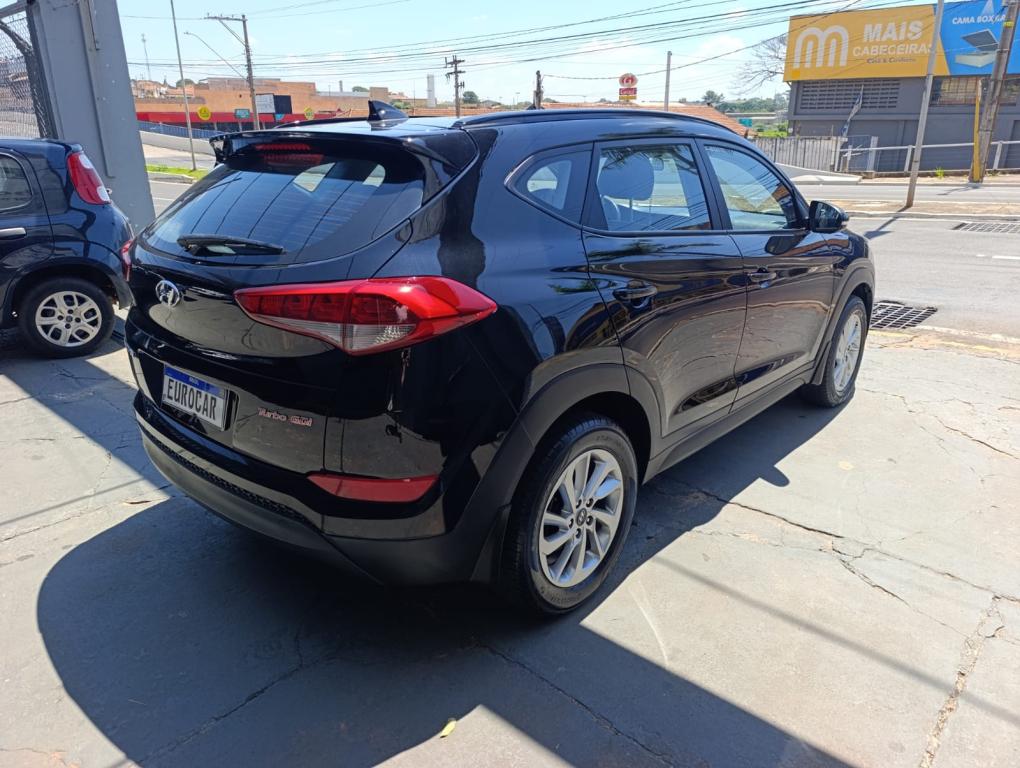HYUNDAI Tucson - Foto