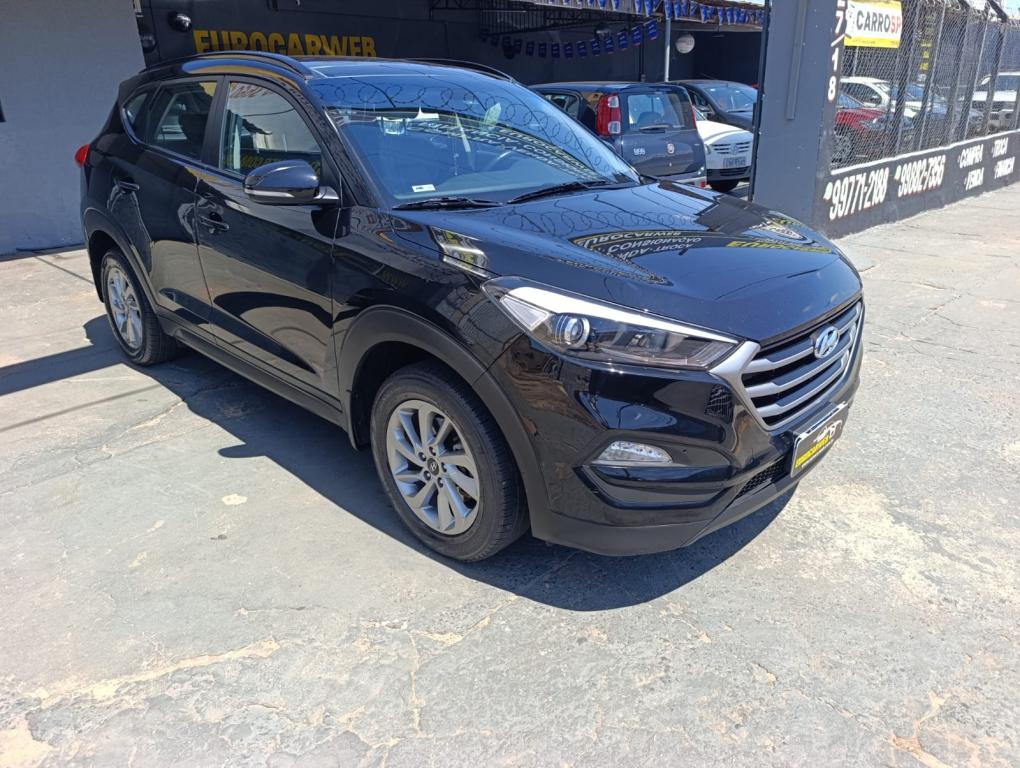 HYUNDAI Tucson - Foto
