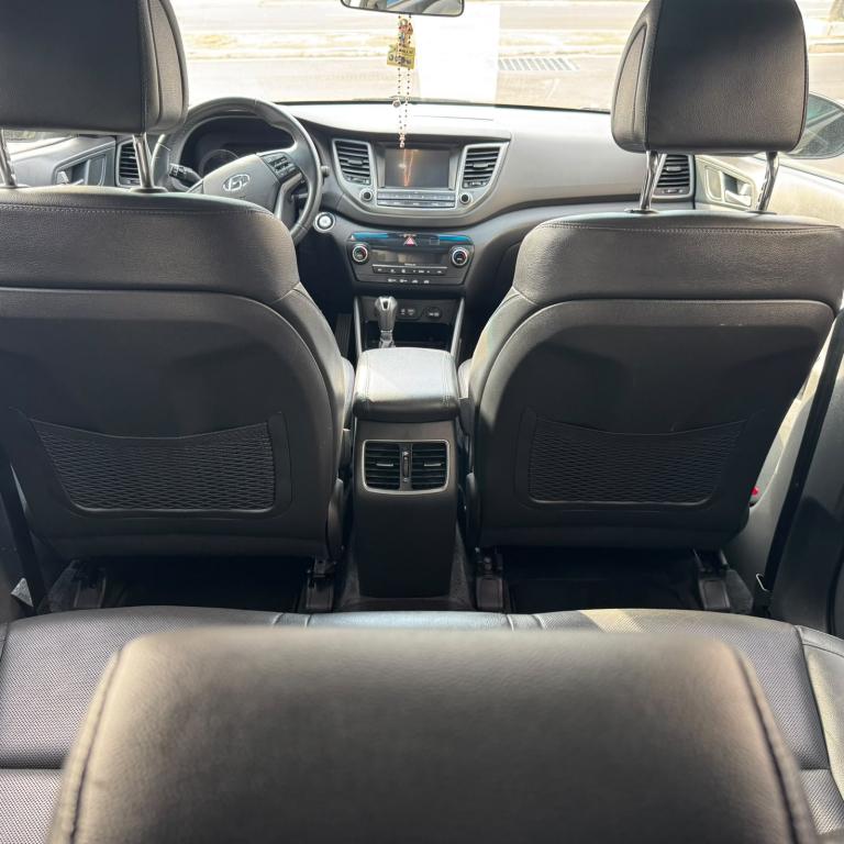 HYUNDAI Tucson - Foto