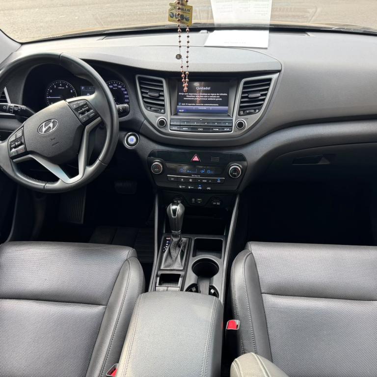 HYUNDAI Tucson - Foto