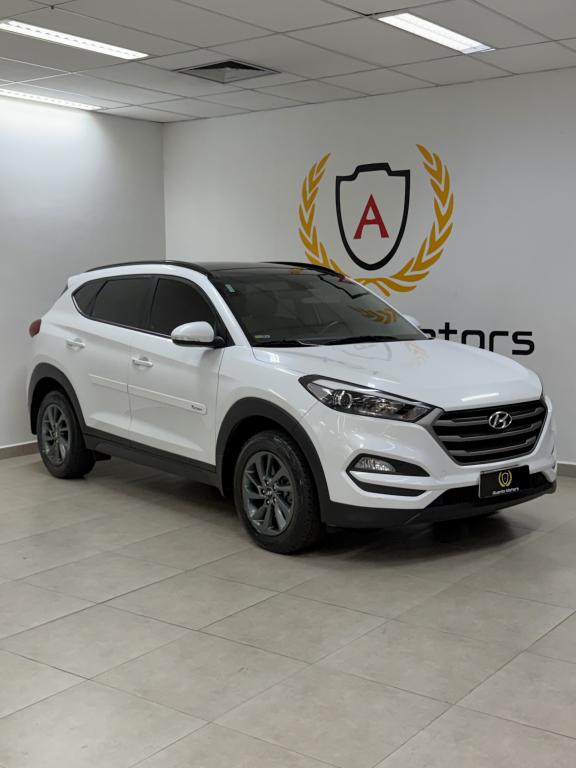 HYUNDAI Tucson - Foto