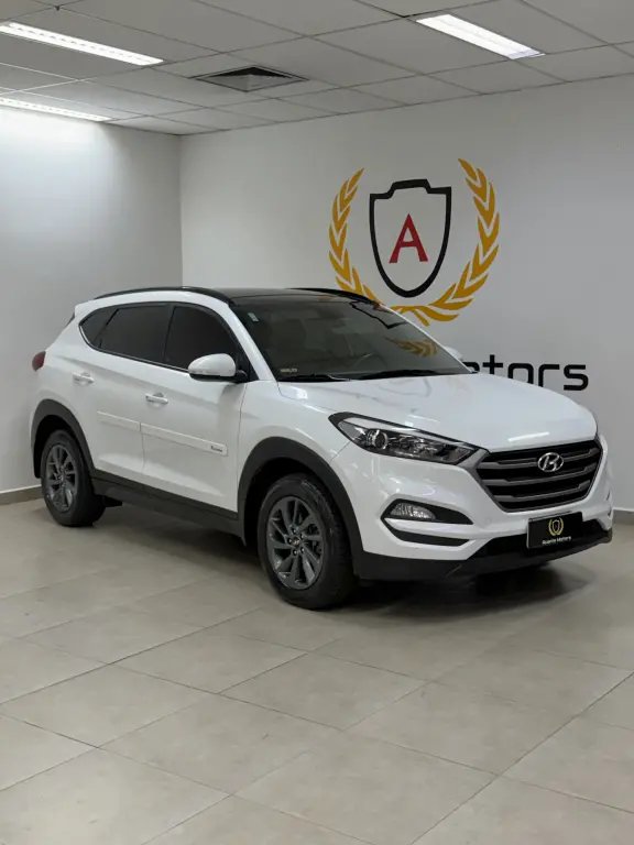 HYUNDAI Tucson - Foto