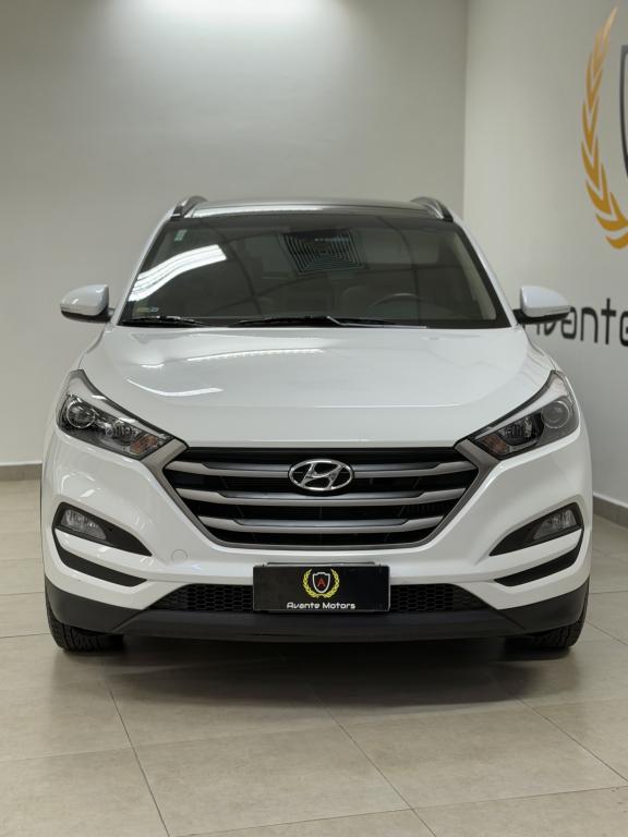HYUNDAI Tucson - Foto