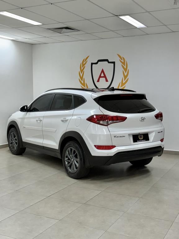 HYUNDAI Tucson - Foto