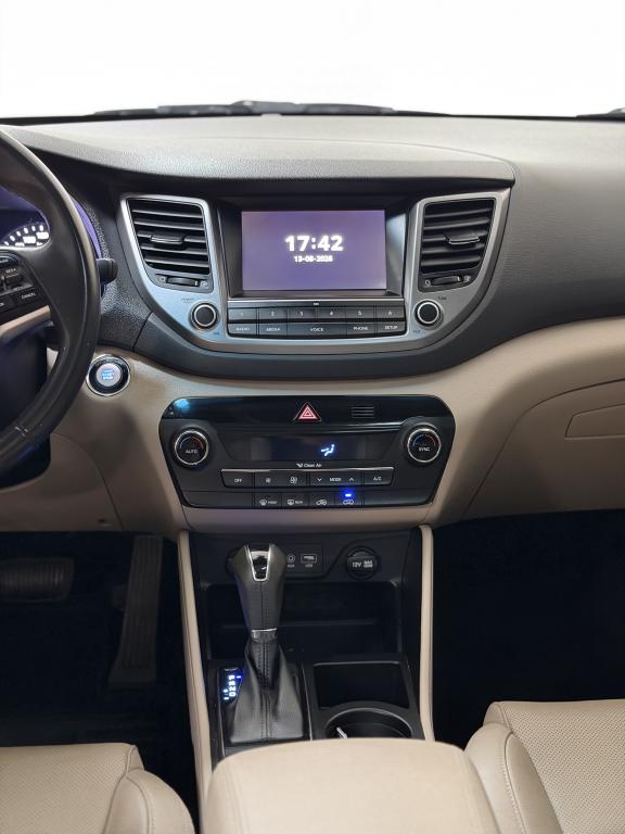 HYUNDAI Tucson - Foto