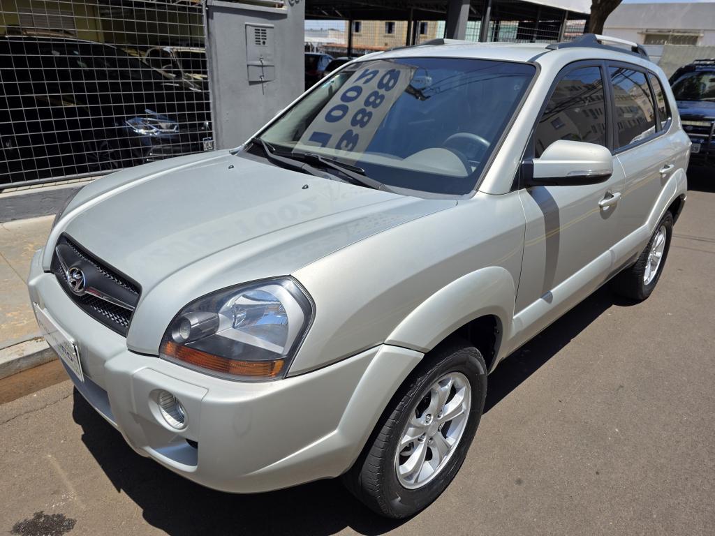 HYUNDAI Tucson - Foto